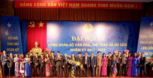 Ban Chấp hành Công đoàn Bộ VHTTDL khóa III, nhiệm kỳ 2017- 2022 ra mắt Đại hội